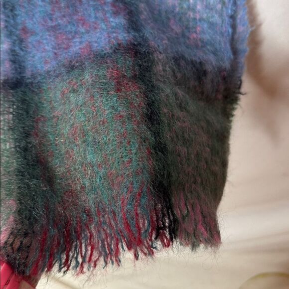 Donegal Design Mohair Wool Green/Blue Plaid Scarf. - Picture 5 of 7